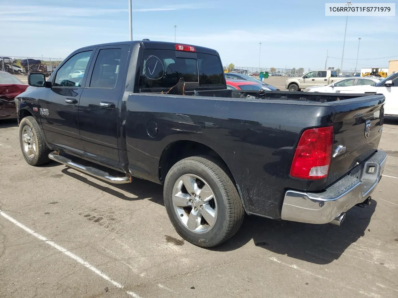 1C6RR7GT1FS771979 2015 Ram 1500 Slt