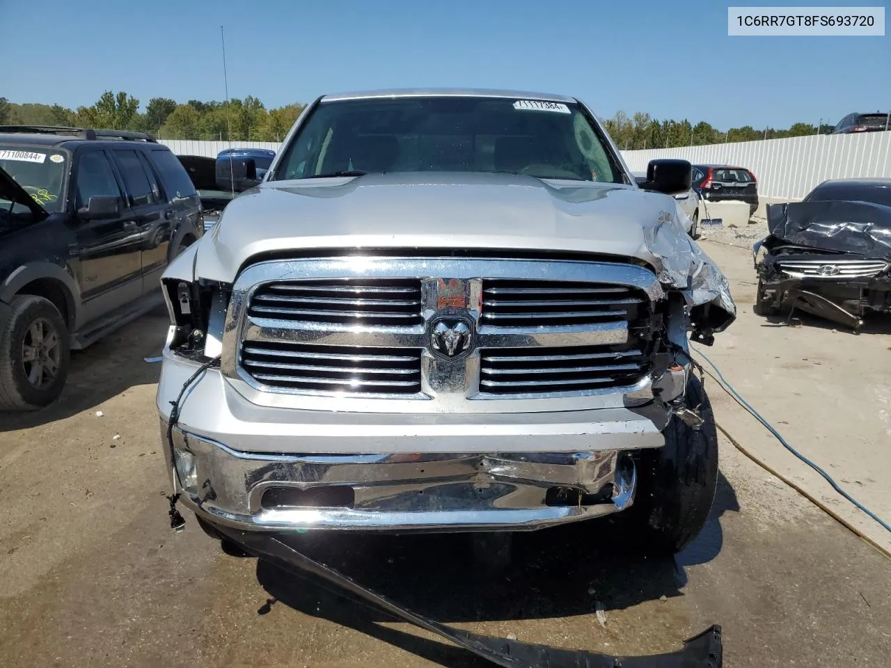 1C6RR7GT8FS693720 2015 Ram 1500 Slt