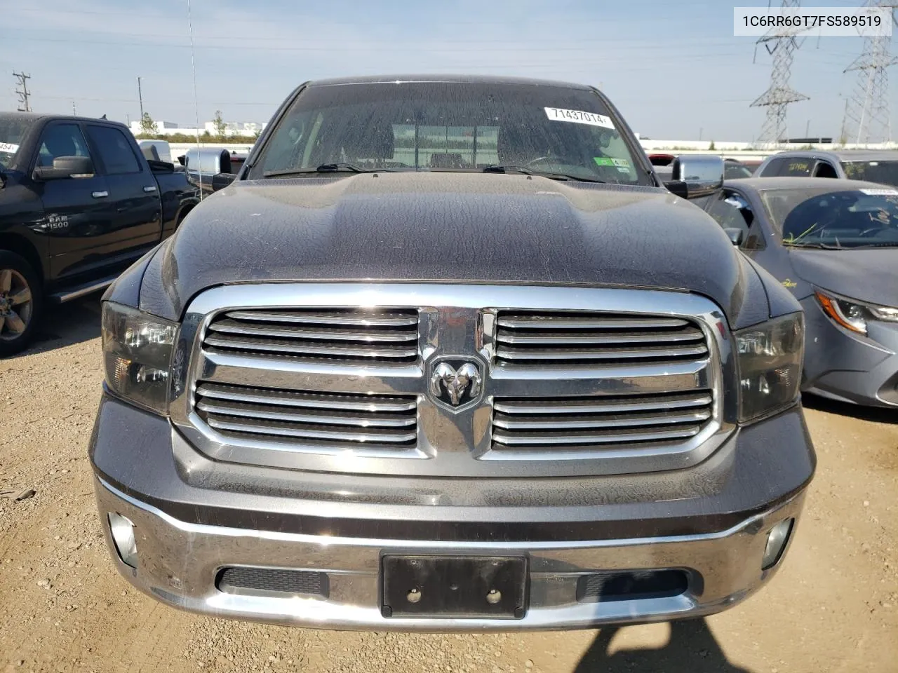 1C6RR6GT7FS589519 2015 Ram 1500 Slt