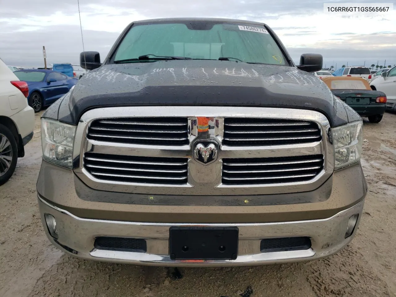 1C6RR6GT1GS565667 2015 Ram 1500 Slt