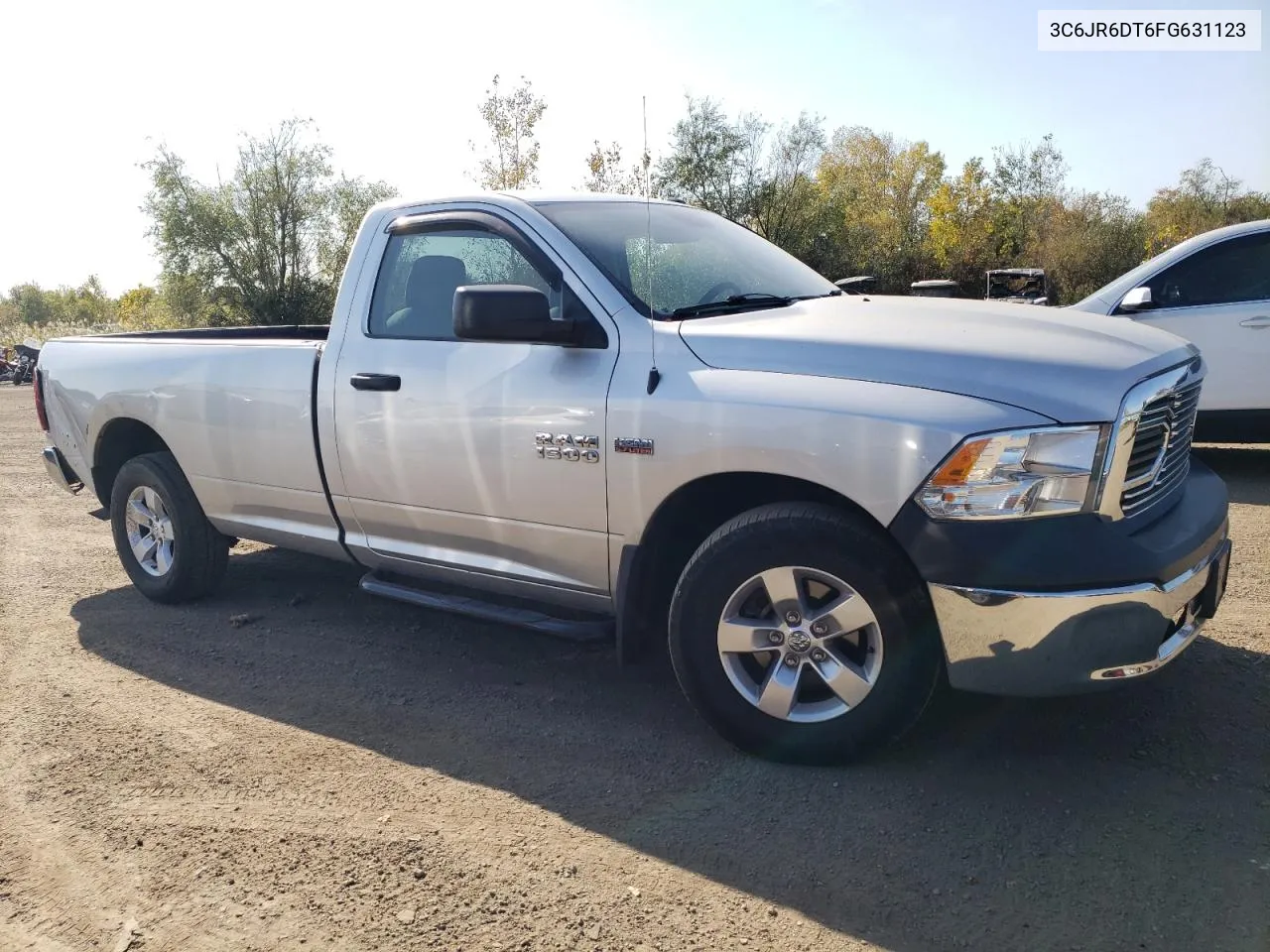 3C6JR6DT6FG631123 2015 Ram 1500 St