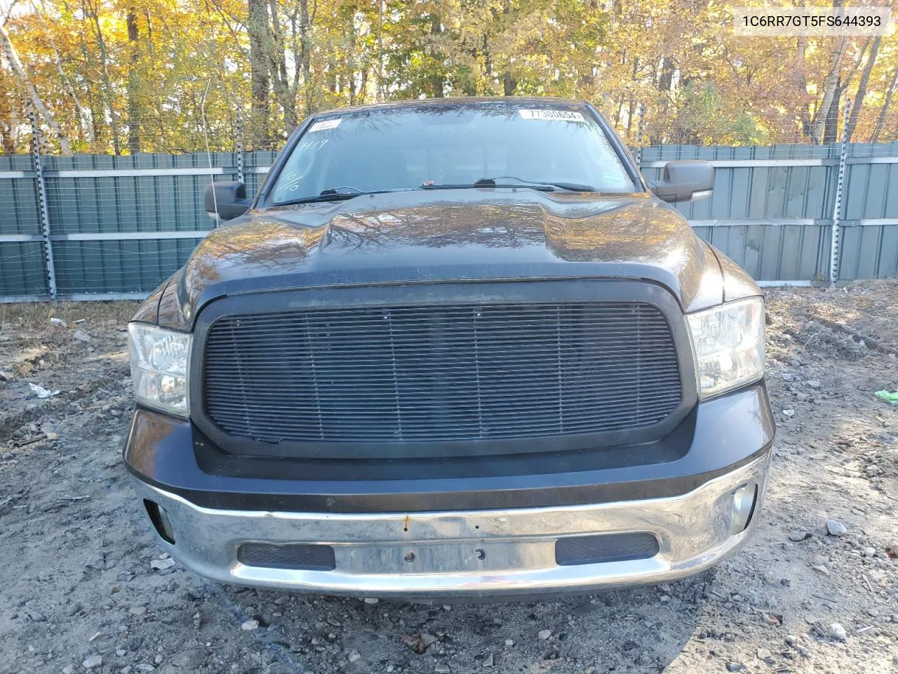 1C6RR7GT5FS644393 2015 Ram 1500 Slt