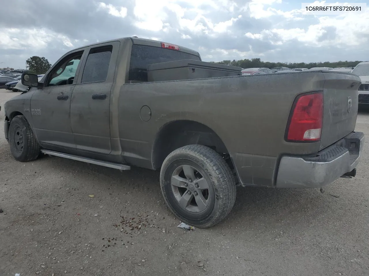 1C6RR6FT5FS720691 2015 Ram 1500 St