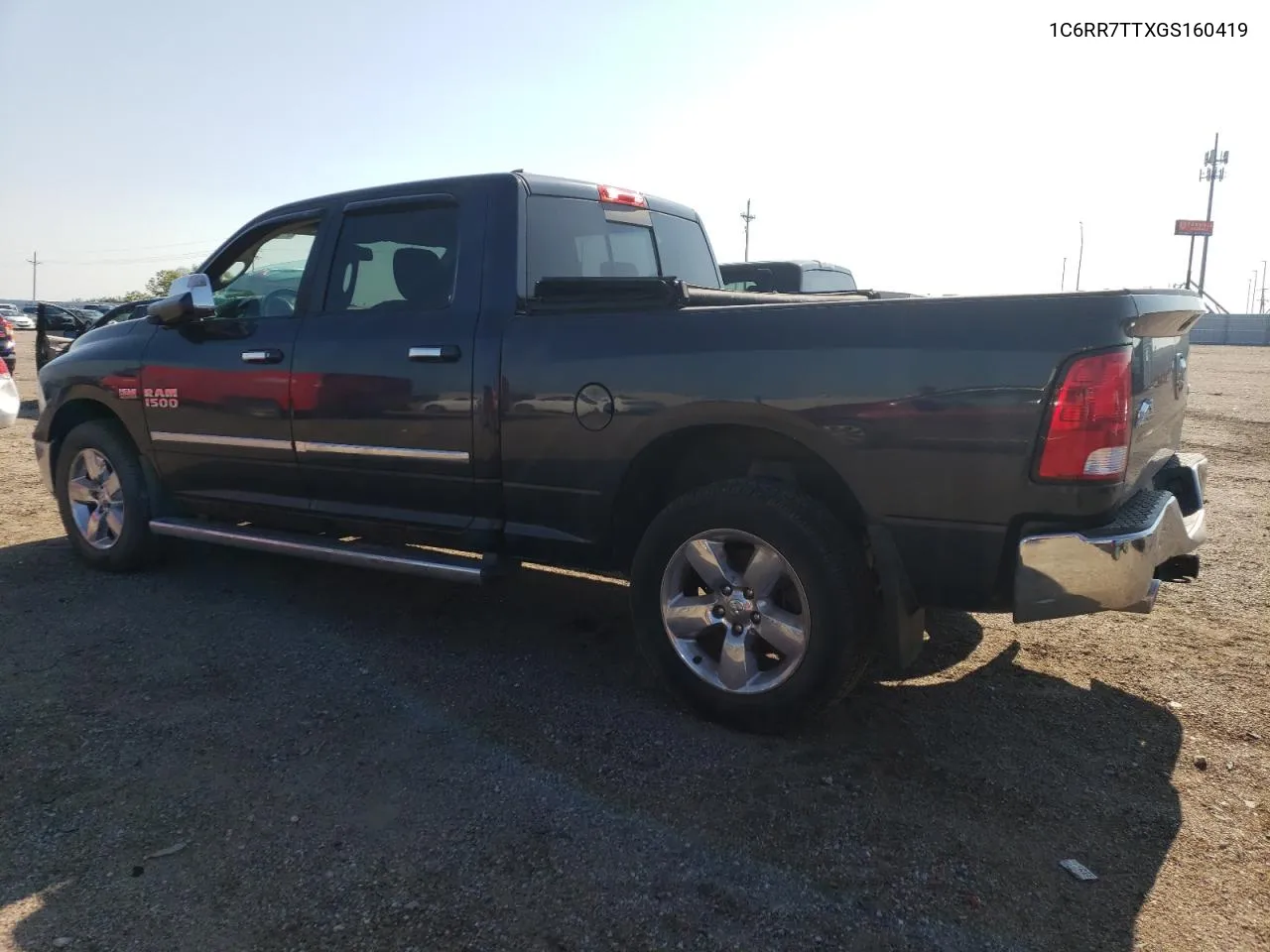 1C6RR7TTXGS160419 2016 Ram 1500 Slt