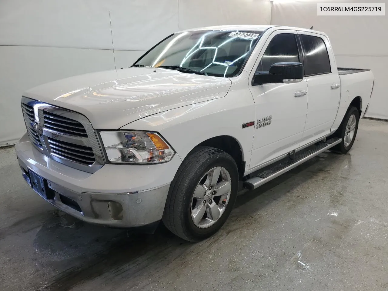 2016 Ram 1500 Slt VIN: 1C6RR6LM4GS225719 Lot: 67088234