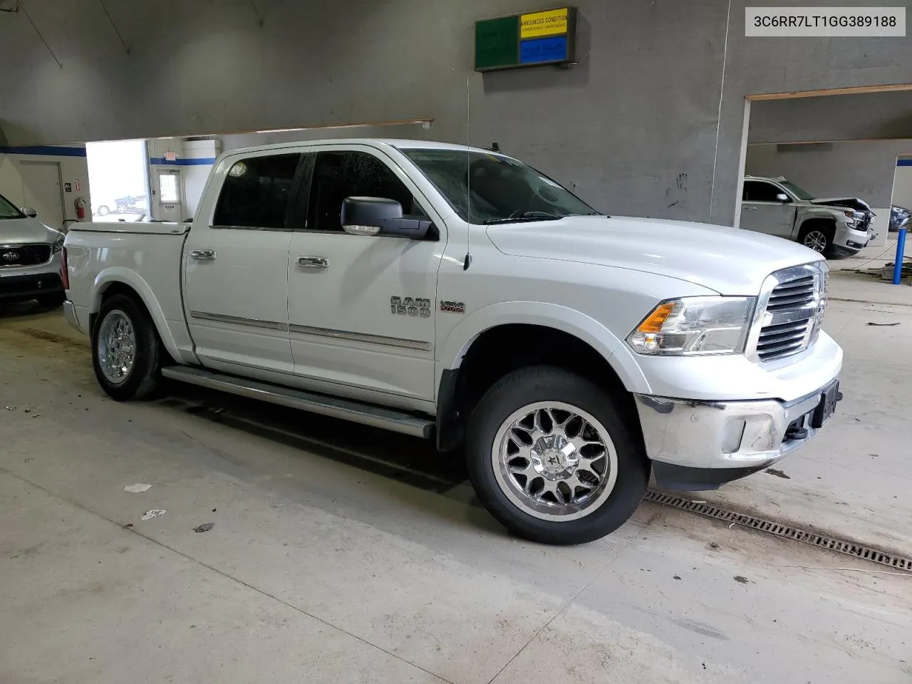 2016 Ram 1500 Slt VIN: 3C6RR7LT1GG389188 Lot: 69919484