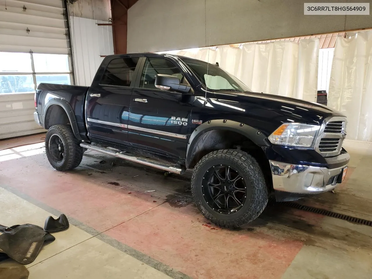 3C6RR7LT8HG564909 2017 Ram 1500 Slt