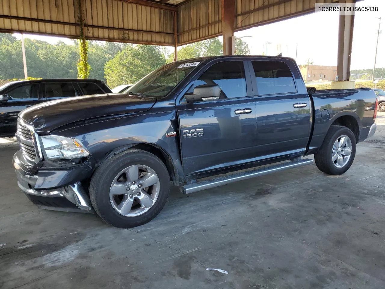 1C6RR6LT0HS605438 2017 Ram 1500 Slt