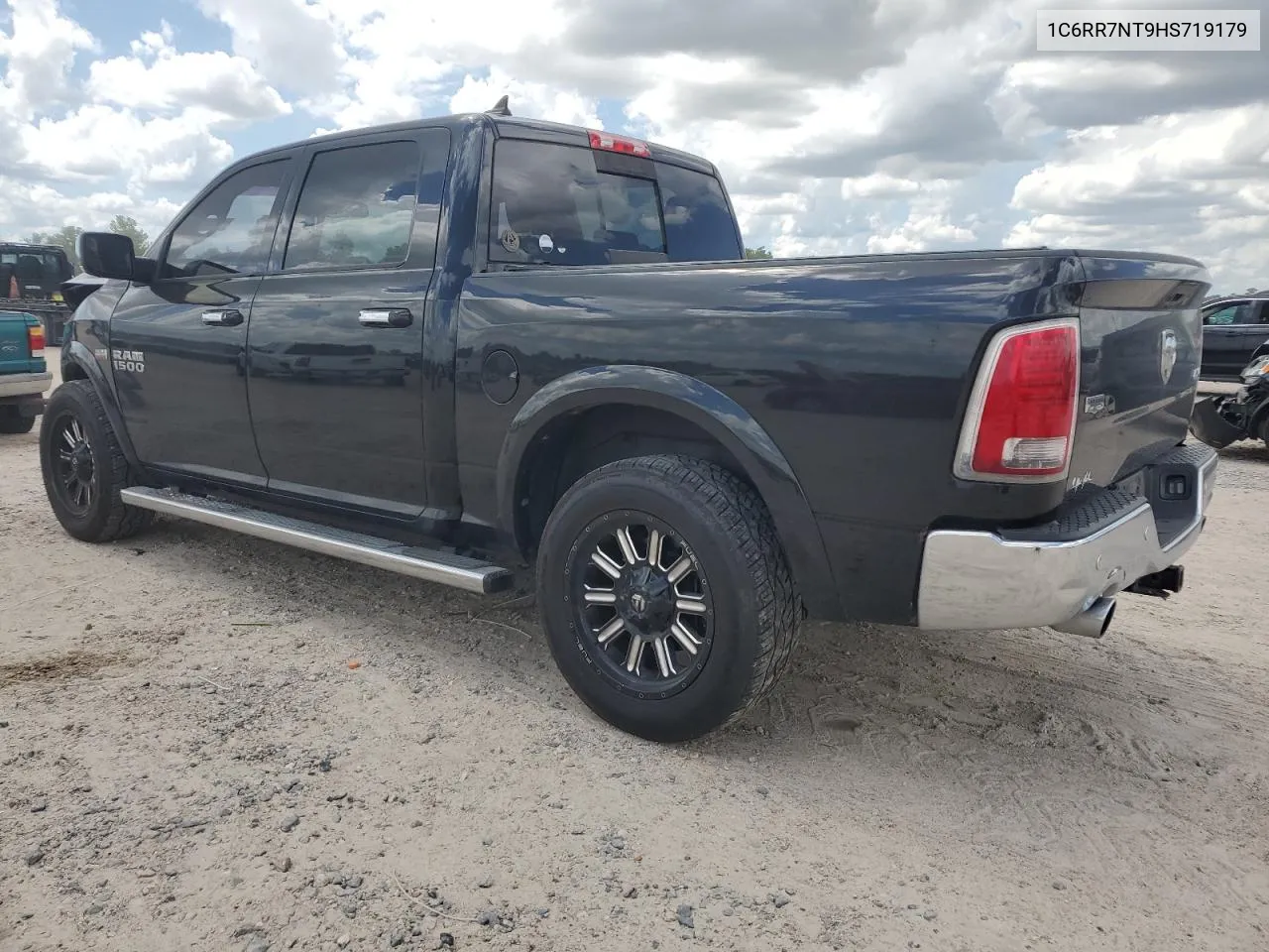 2017 Ram 1500 Laramie VIN: 1C6RR7NT9HS719179 Lot: 60703104