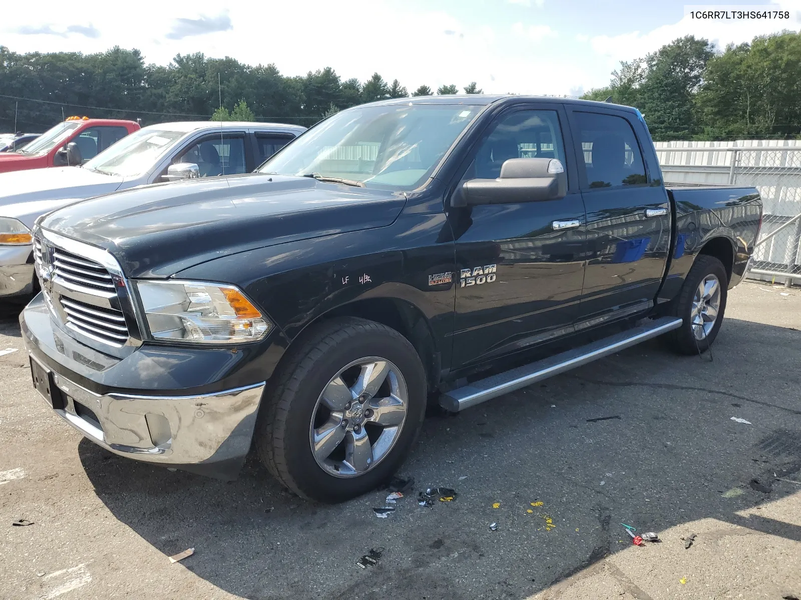 2017 Ram 1500 Slt VIN: 1C6RR7LT3HS641758 Lot: 63975014