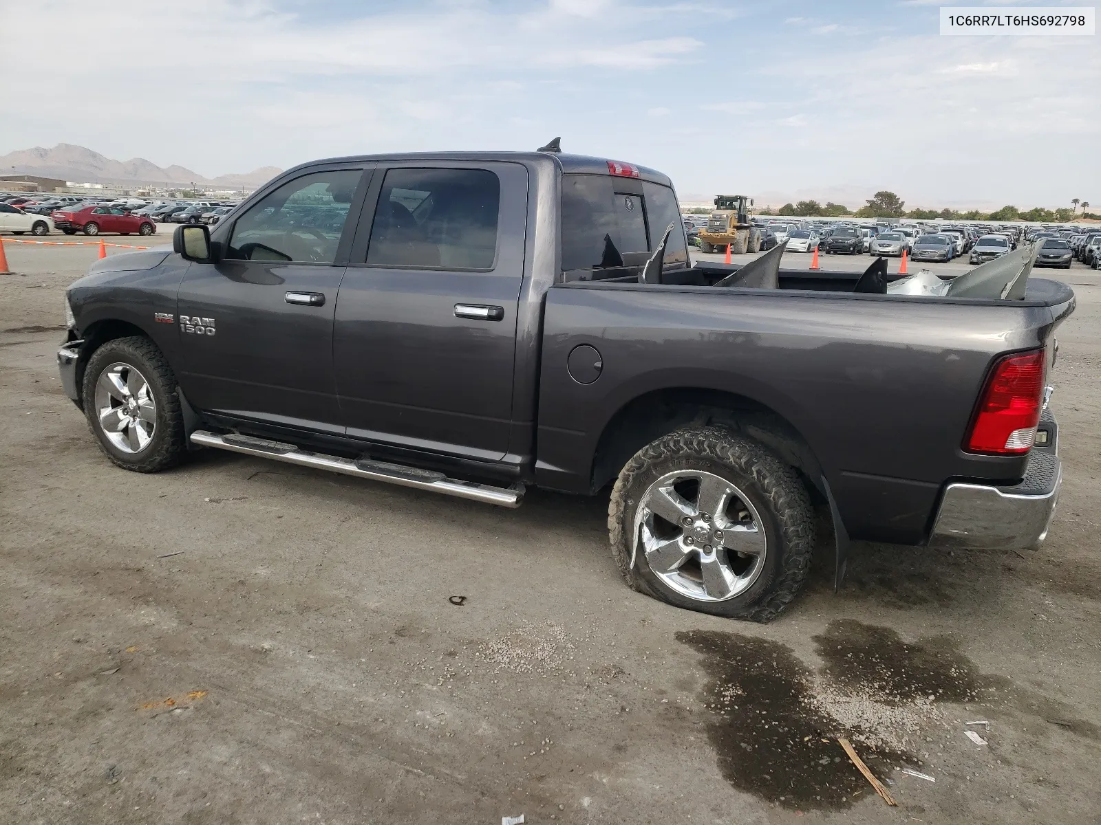 2017 Ram 1500 Slt VIN: 1C6RR7LT6HS692798 Lot: 65492164