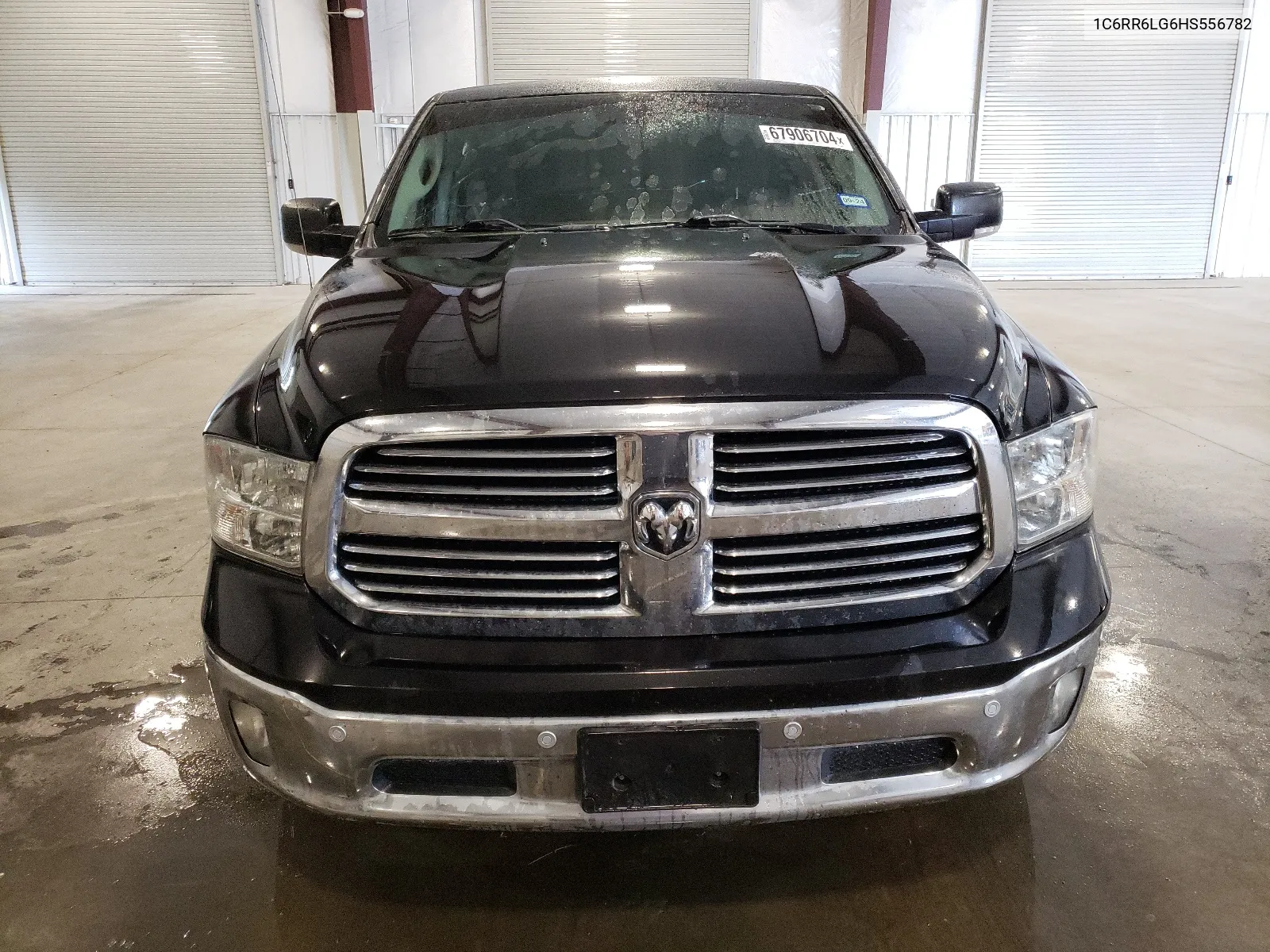 1C6RR6LG6HS556782 2017 Ram 1500 Slt