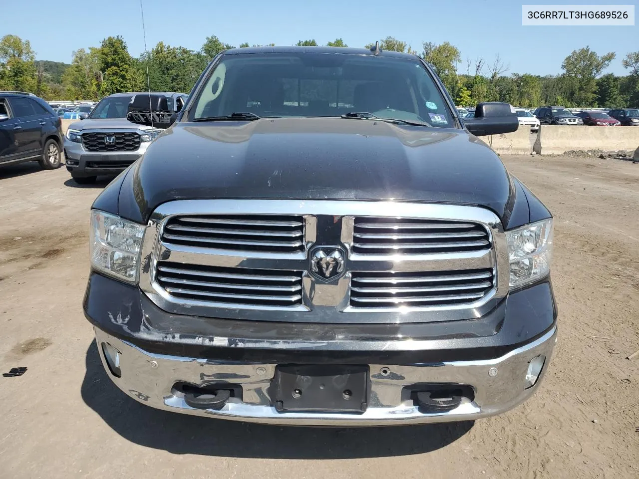 3C6RR7LT3HG689526 2017 Ram 1500 Slt