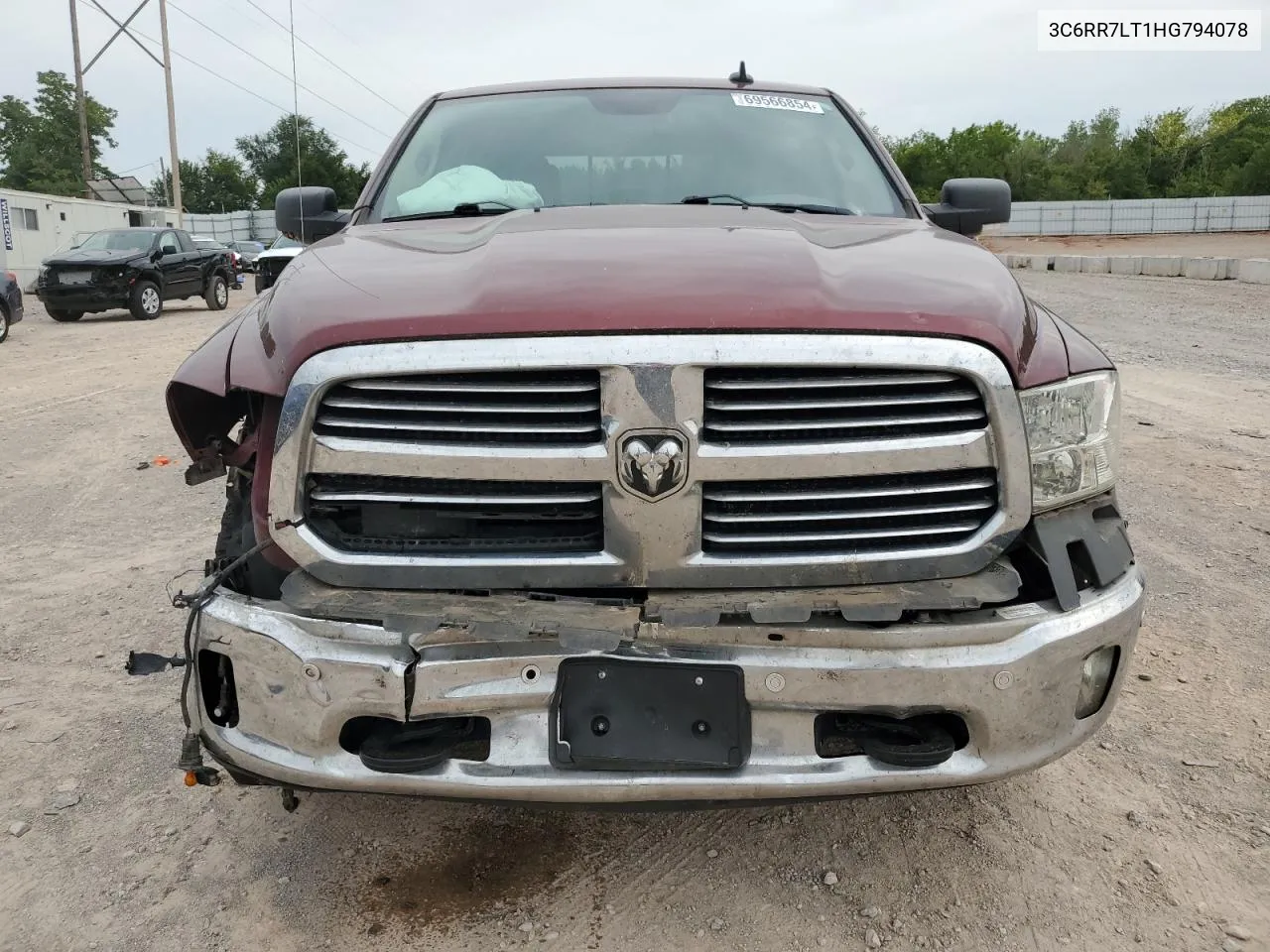 3C6RR7LT1HG794078 2017 Ram 1500 Slt