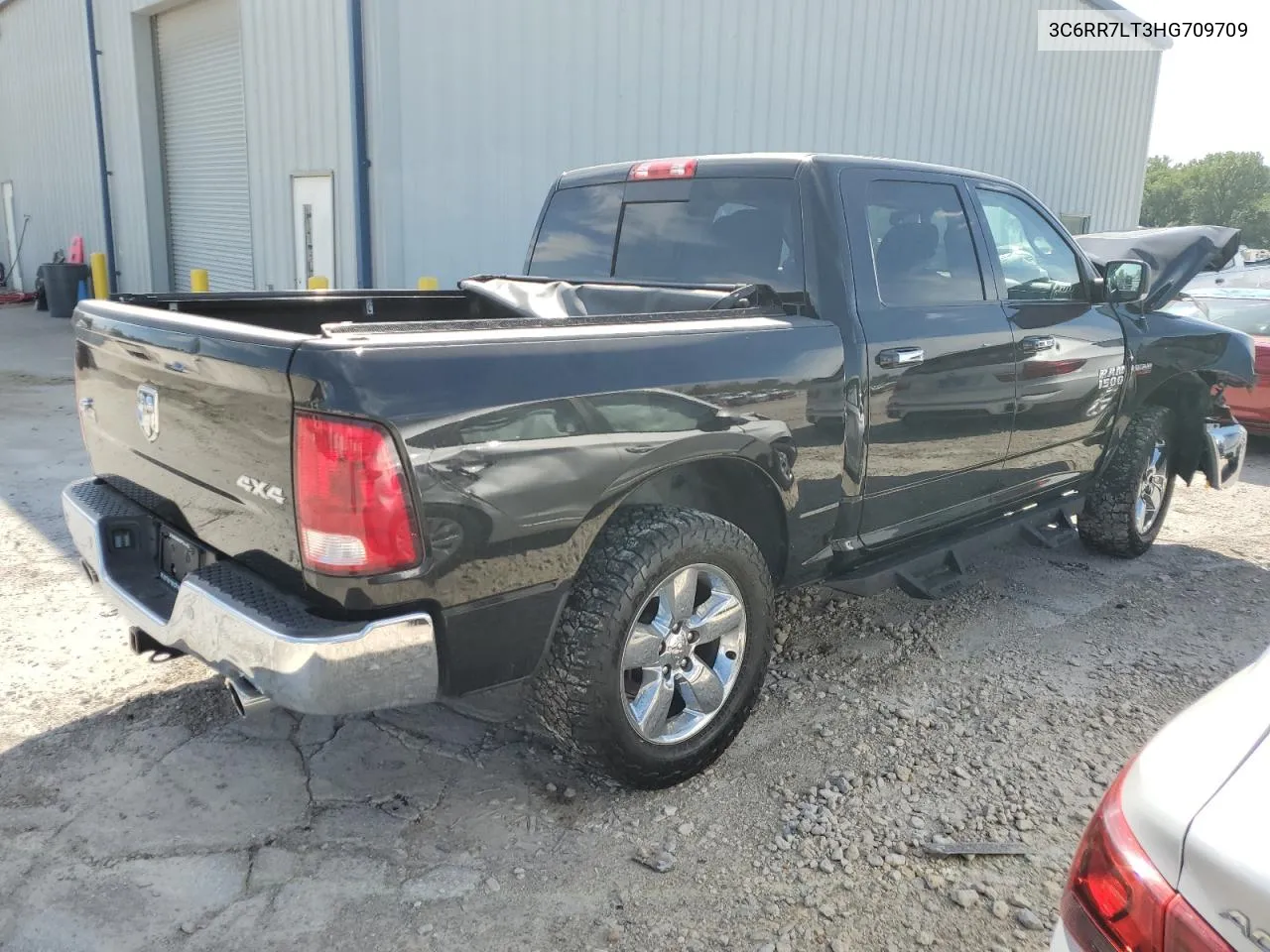 3C6RR7LT3HG709709 2017 Ram 1500 Slt