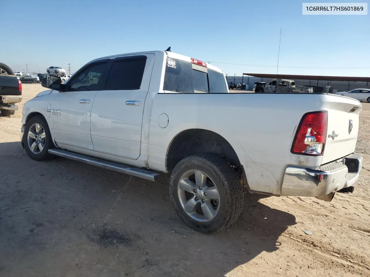 1C6RR6LT7HS601869 2017 Ram 1500 Slt