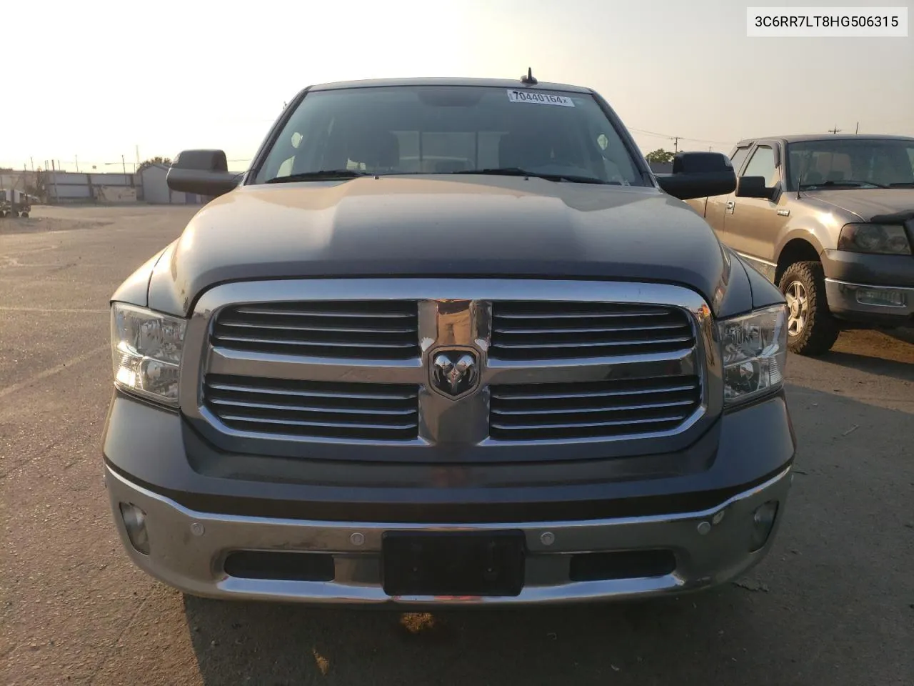 3C6RR7LT8HG506315 2017 Ram 1500 Slt