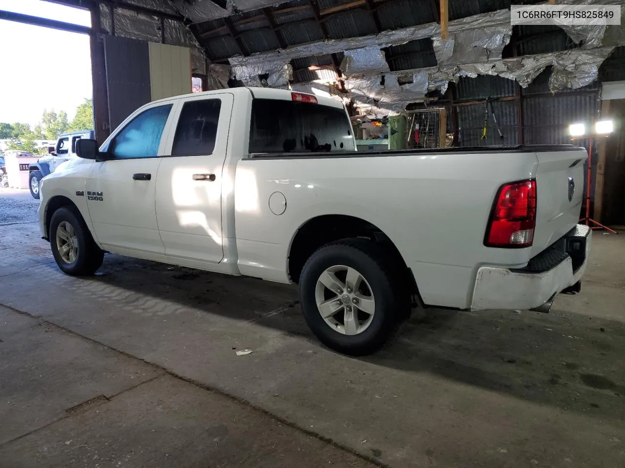 1C6RR6FT9HS825849 2017 Ram 1500 St