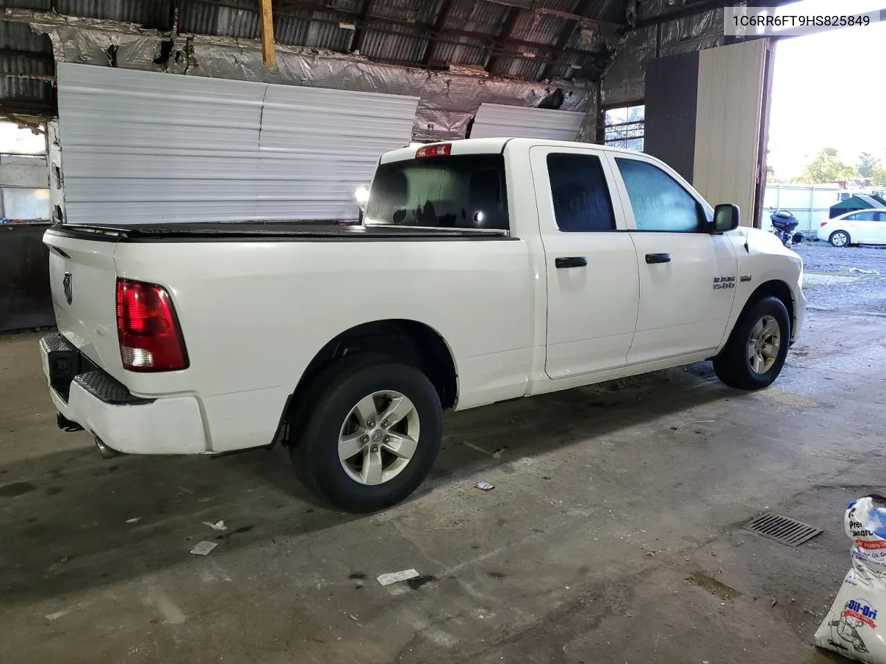 1C6RR6FT9HS825849 2017 Ram 1500 St