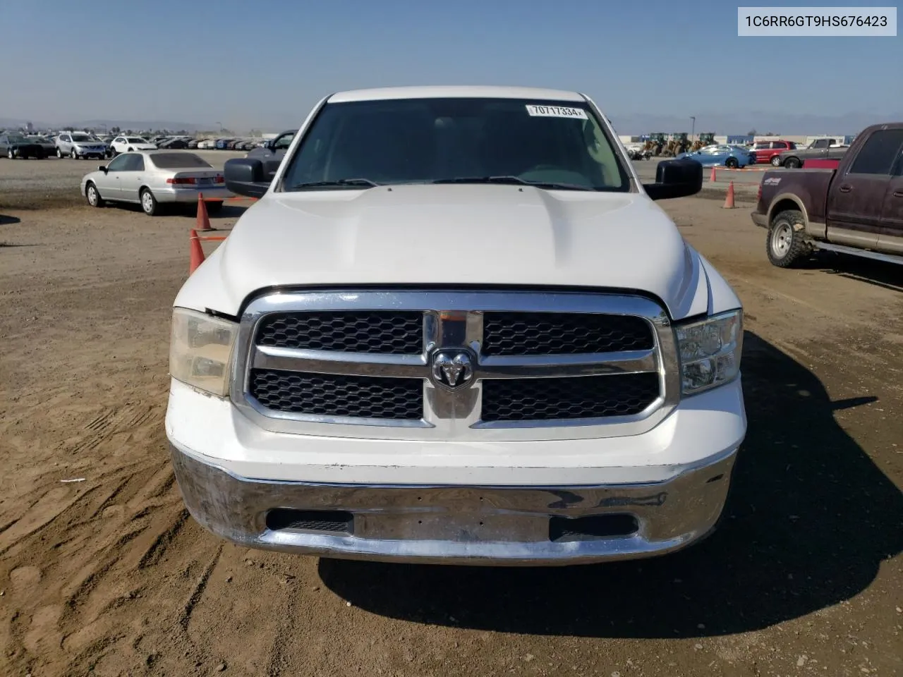 1C6RR6GT9HS676423 2017 Ram 1500 Slt