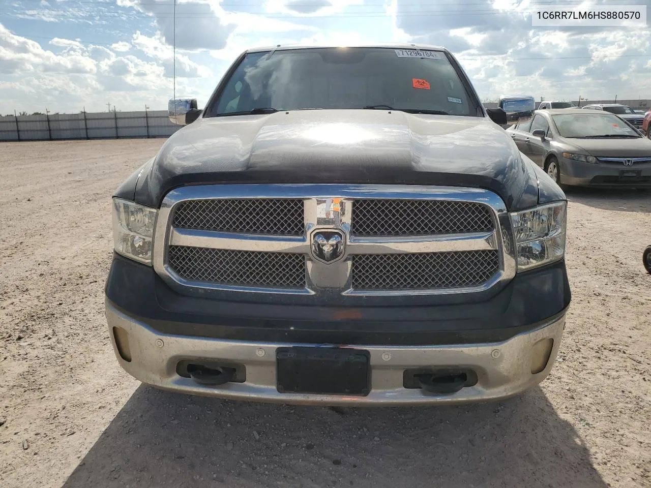 1C6RR7LM6HS880570 2017 Ram 1500 Slt