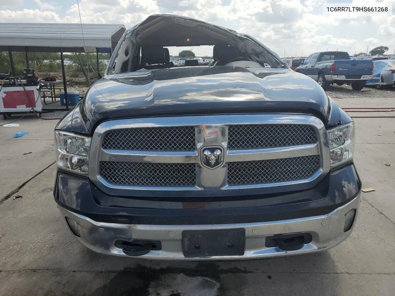 1C6RR7LT9HS661268 2017 Ram 1500 Slt