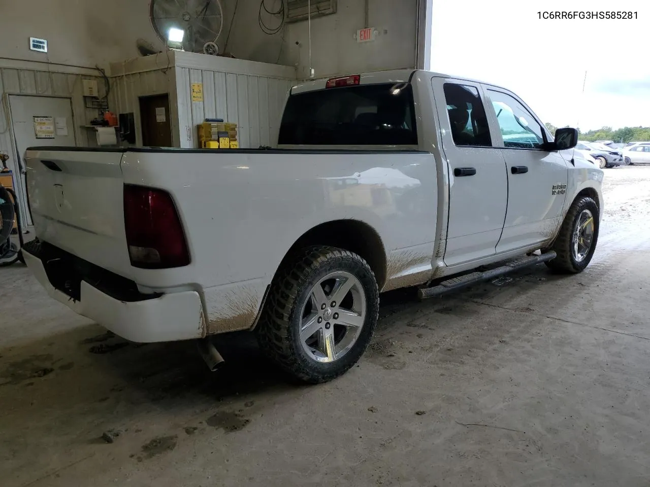 1C6RR6FG3HS585281 2017 Ram 1500 St