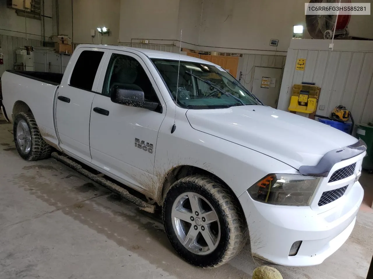 1C6RR6FG3HS585281 2017 Ram 1500 St