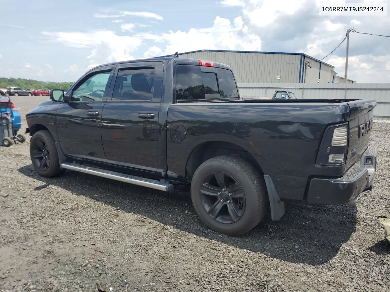 1C6RR7MT9JS242244 2018 Ram 1500 Sport