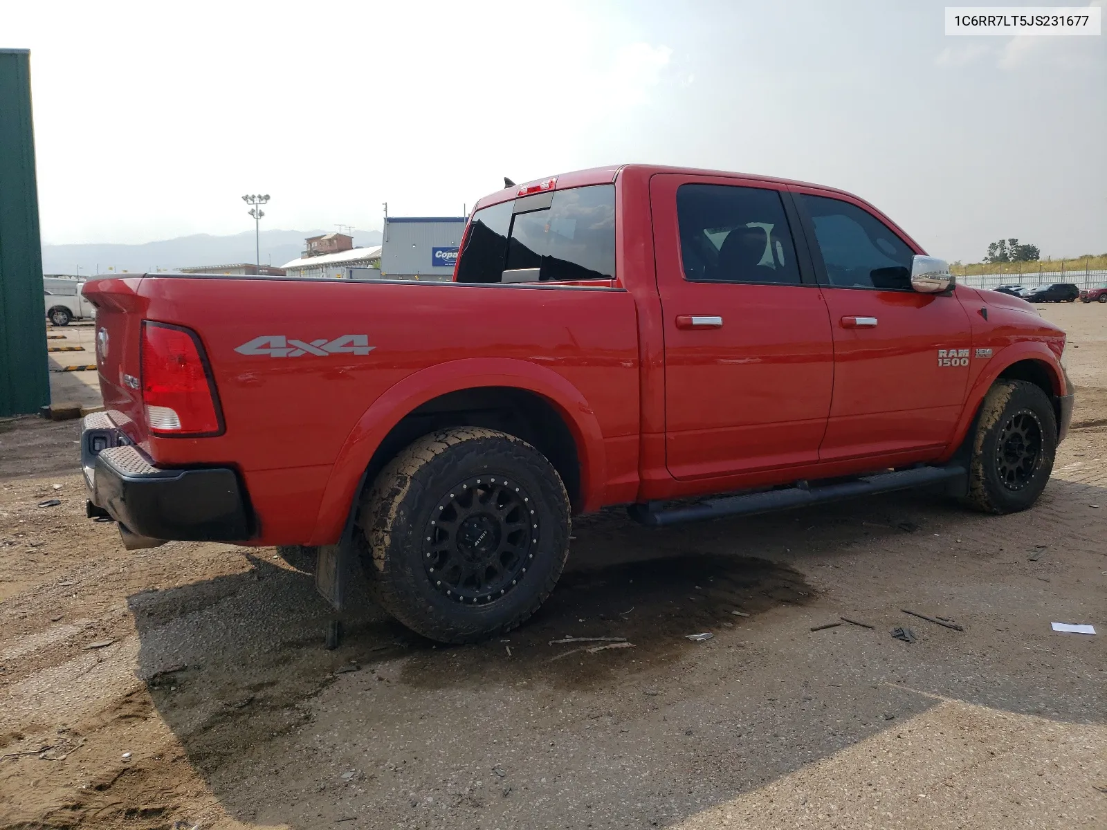 1C6RR7LT5JS231677 2018 Ram 1500 Slt