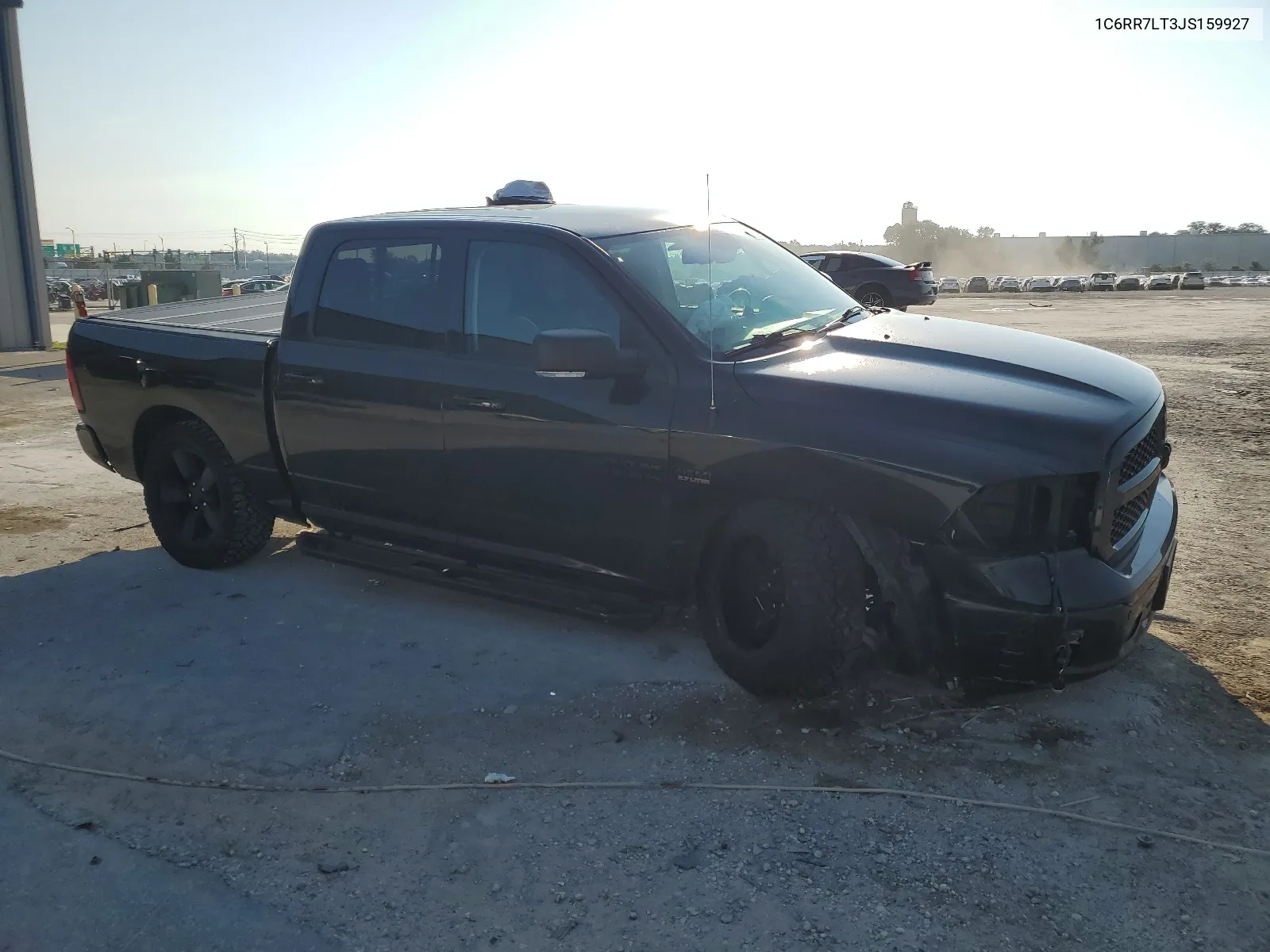 1C6RR7LT3JS159927 2018 Ram 1500 Slt