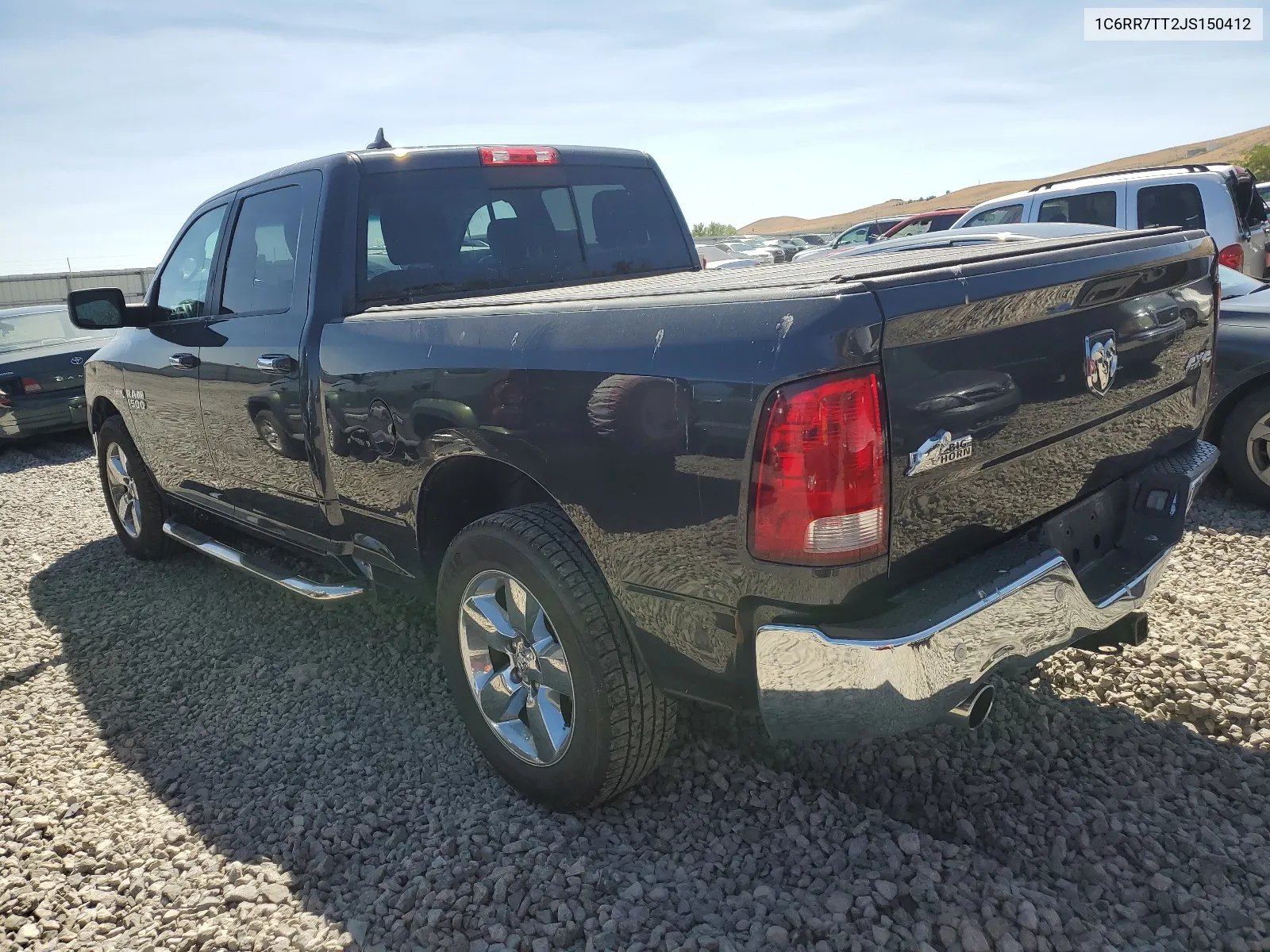 1C6RR7TT2JS150412 2018 Ram 1500 Slt