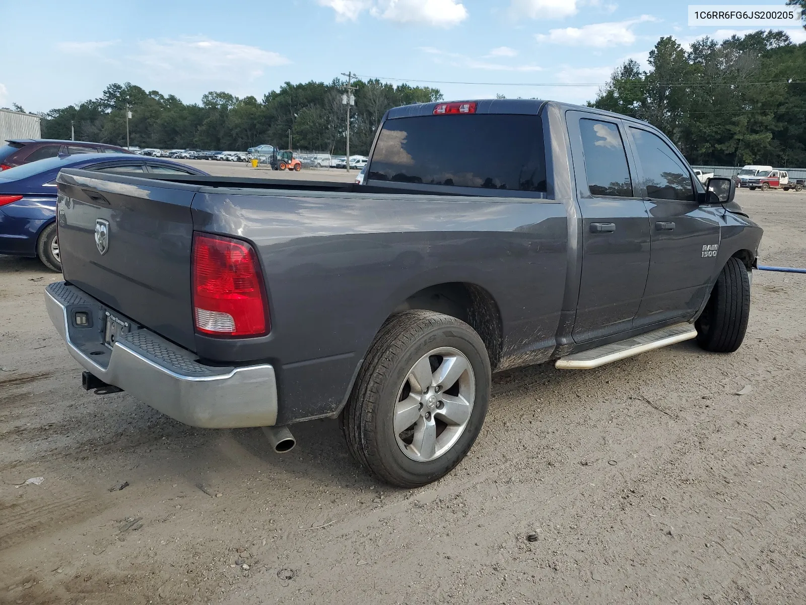 1C6RR6FG6JS200205 2018 Ram 1500 St