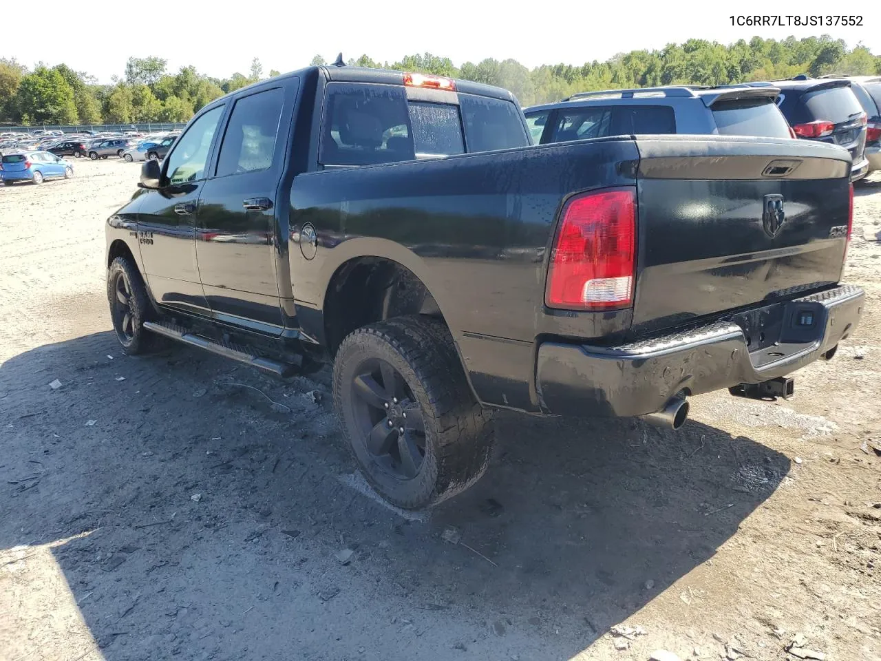 1C6RR7LT8JS137552 2018 Ram 1500 Slt