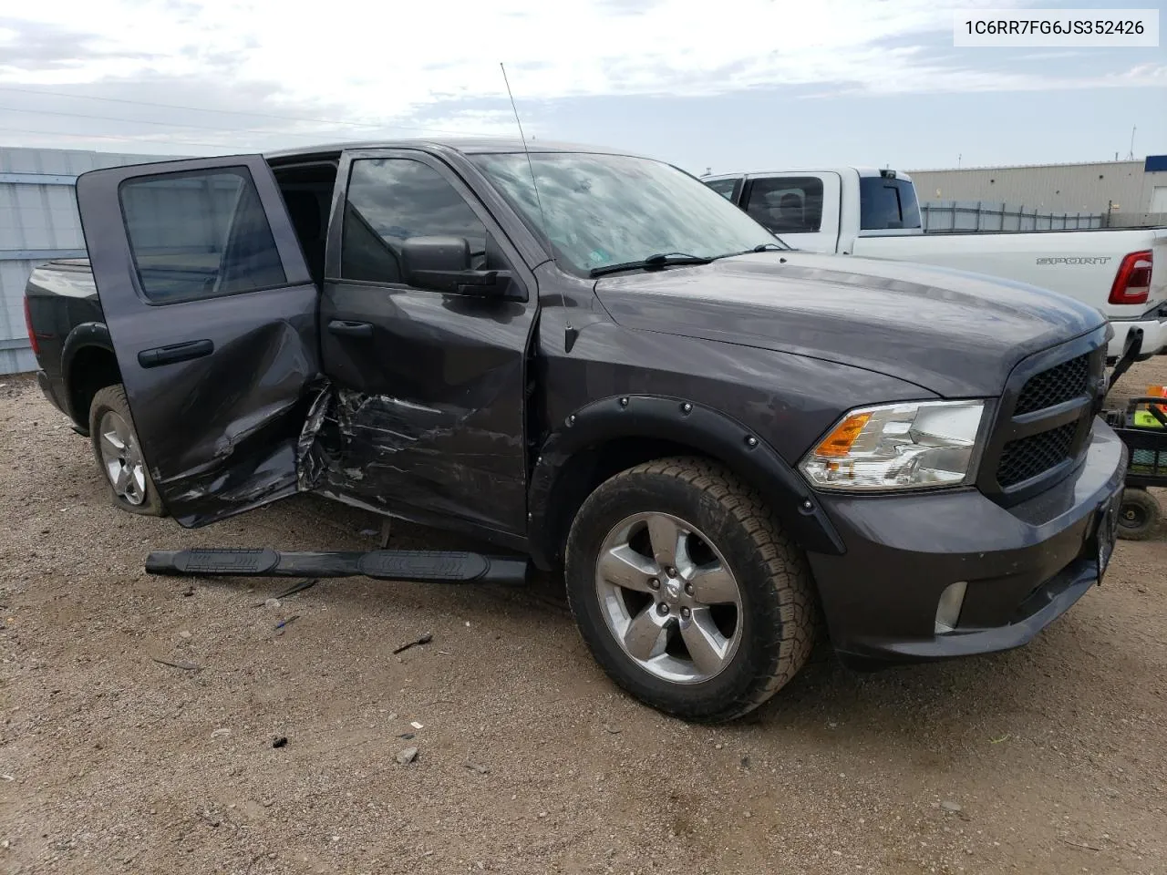 2018 Ram 1500 St VIN: 1C6RR7FG6JS352426 Lot: 71839434