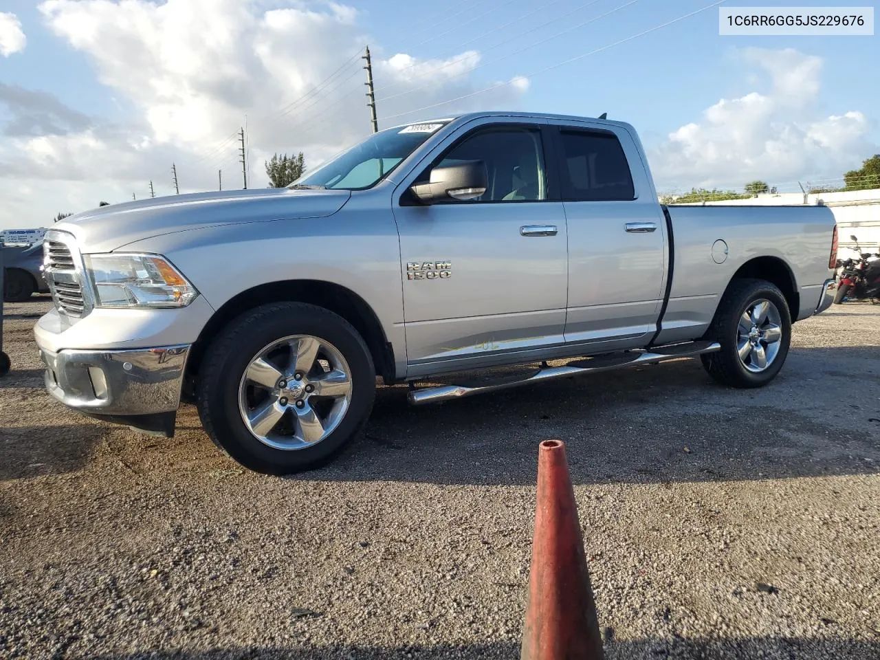 2018 Ram 1500 Slt VIN: 1C6RR6GG5JS229676 Lot: 78899064