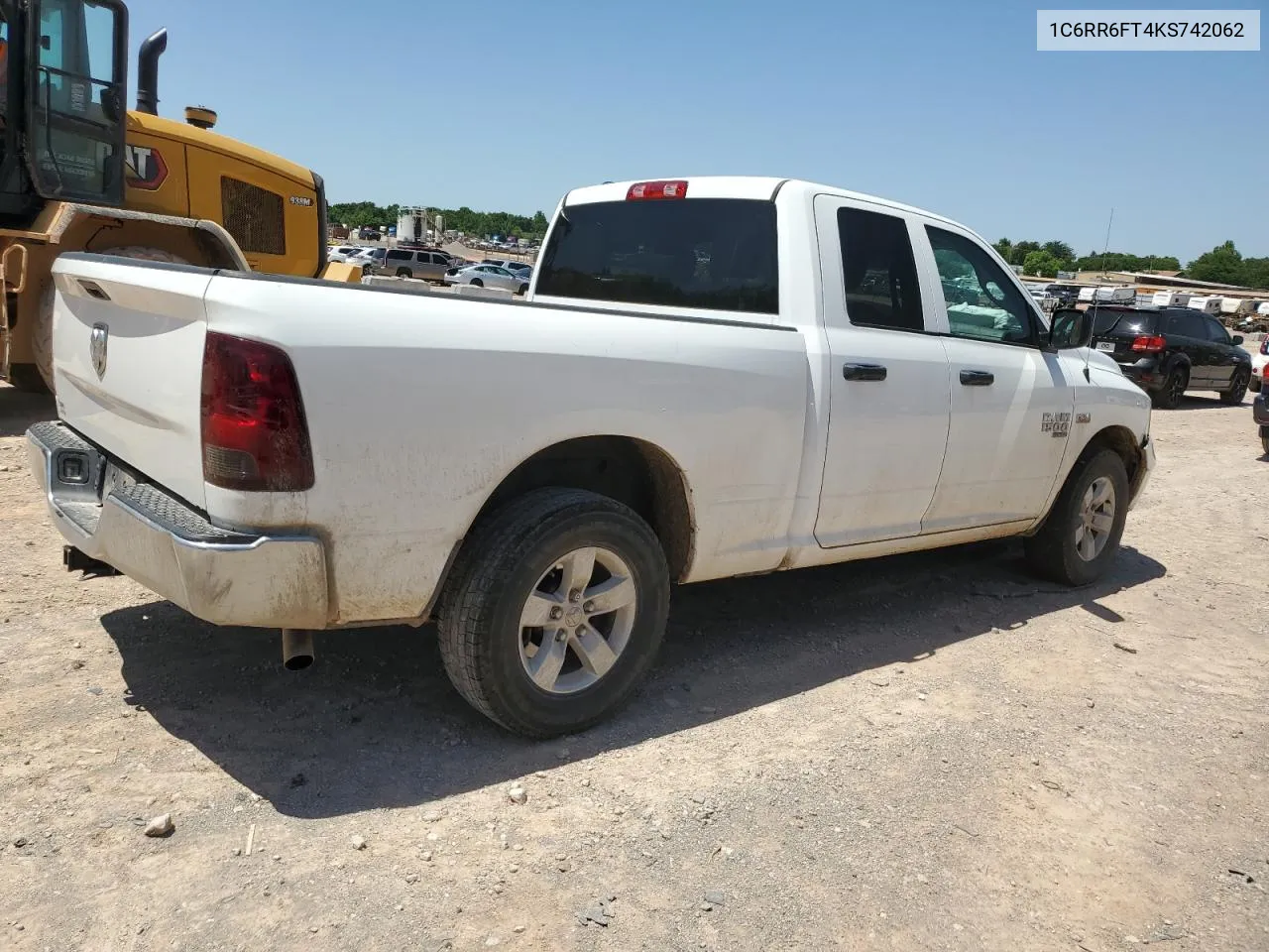 2019 Ram 1500 Classic Tradesman VIN: 1C6RR6FT4KS742062 Lot: 53938094