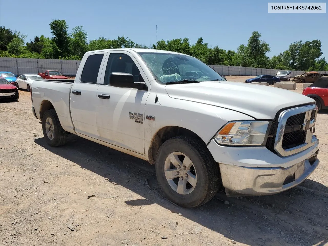 2019 Ram 1500 Classic Tradesman VIN: 1C6RR6FT4KS742062 Lot: 53938094