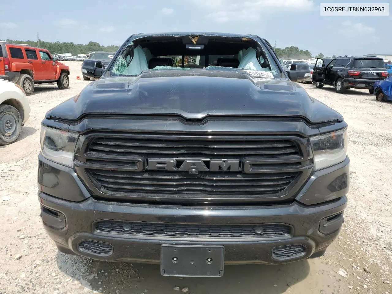 1C6SRFJT8KN632963 2019 Ram 1500 Laramie