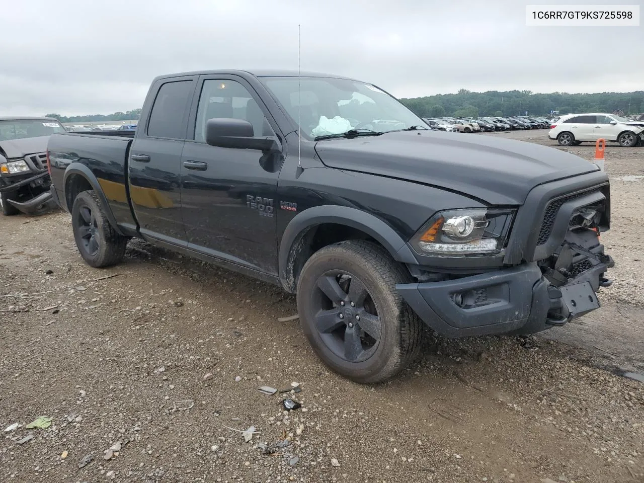 1C6RR7GT9KS725598 2019 Ram 1500 Classic Slt