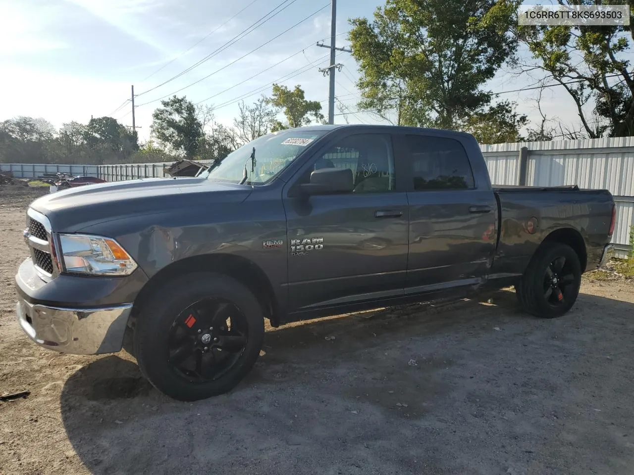 1C6RR6TT8KS693503 2019 Ram 1500 Classic Slt