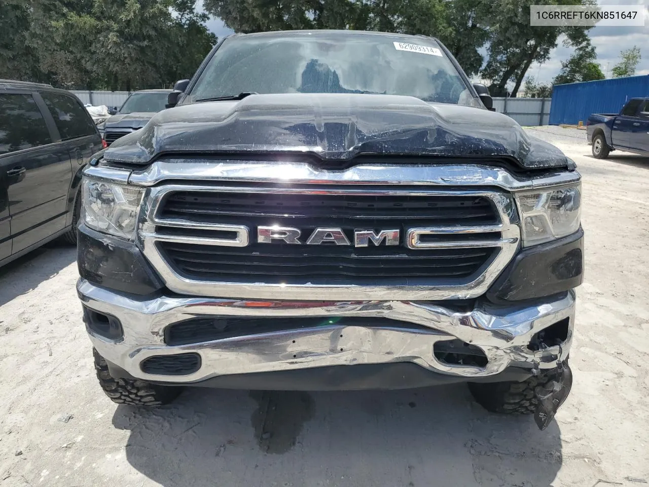 2019 Ram 1500 Big Horn/Lone Star VIN: 1C6RREFT6KN851647 Lot: 62909314