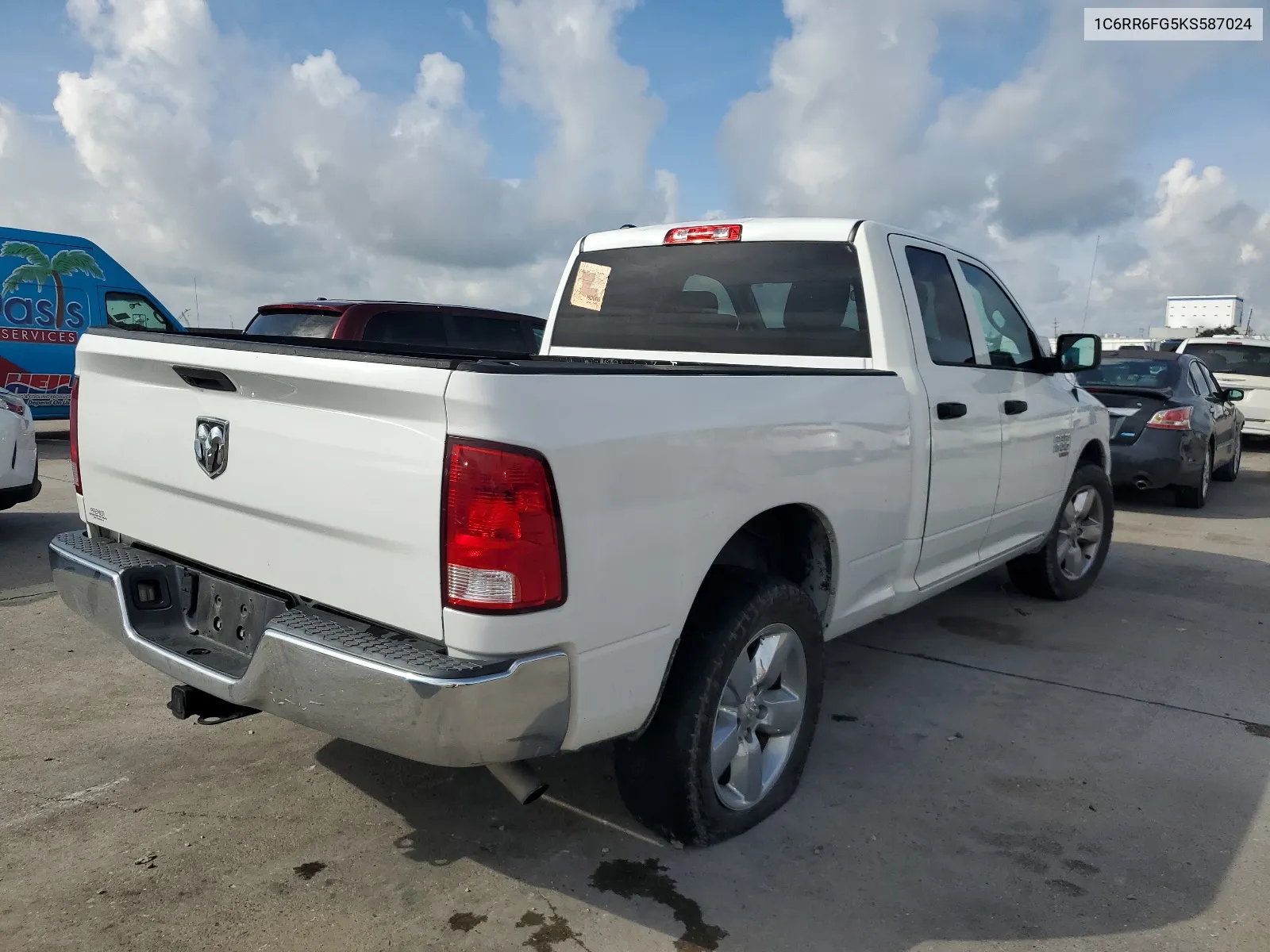 1C6RR6FG5KS587024 2019 Ram 1500 Classic Tradesman