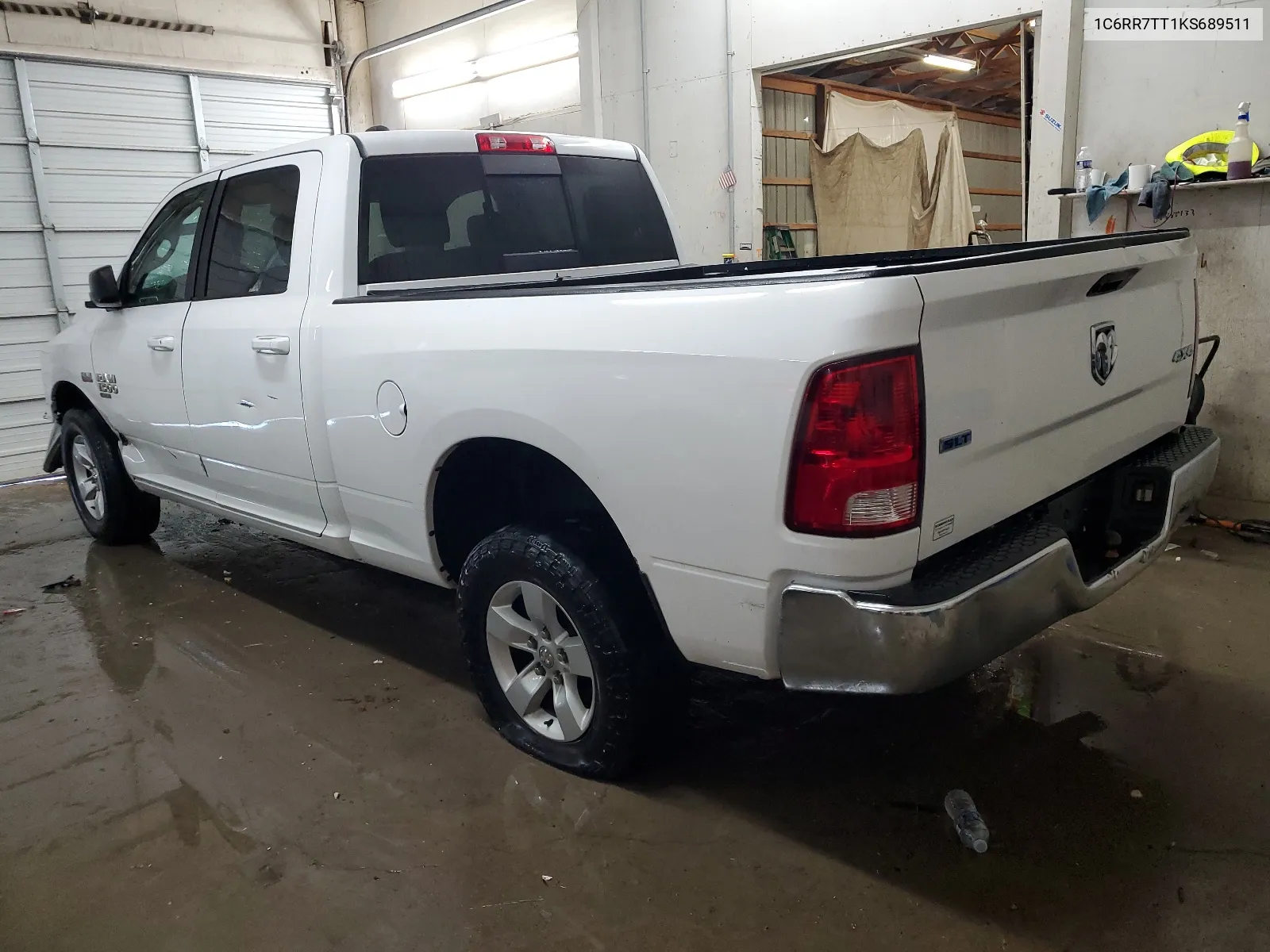 1C6RR7TT1KS689511 2019 Ram 1500 Classic Slt