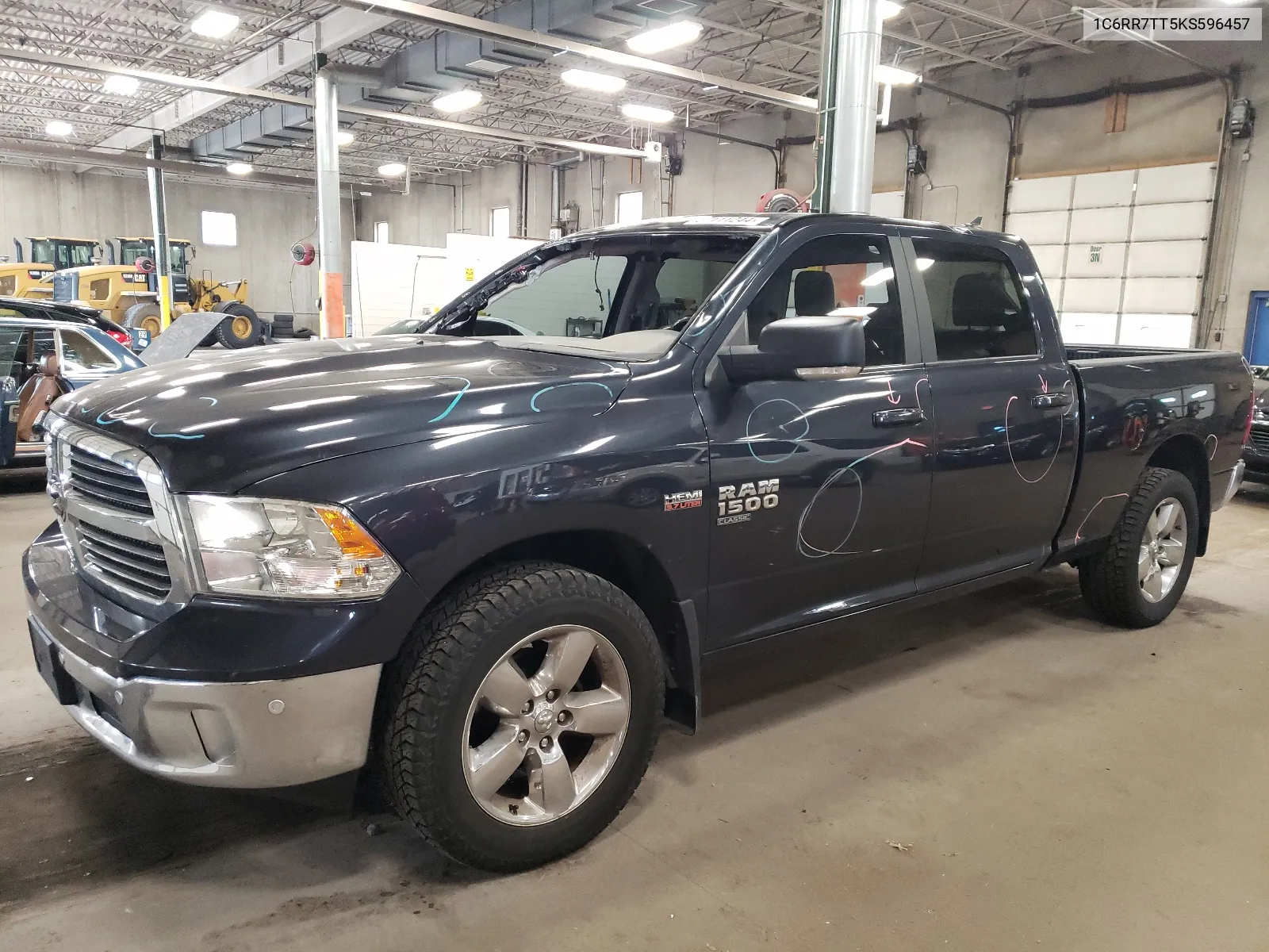 1C6RR7TT5KS596457 2019 Ram 1500 Classic Slt