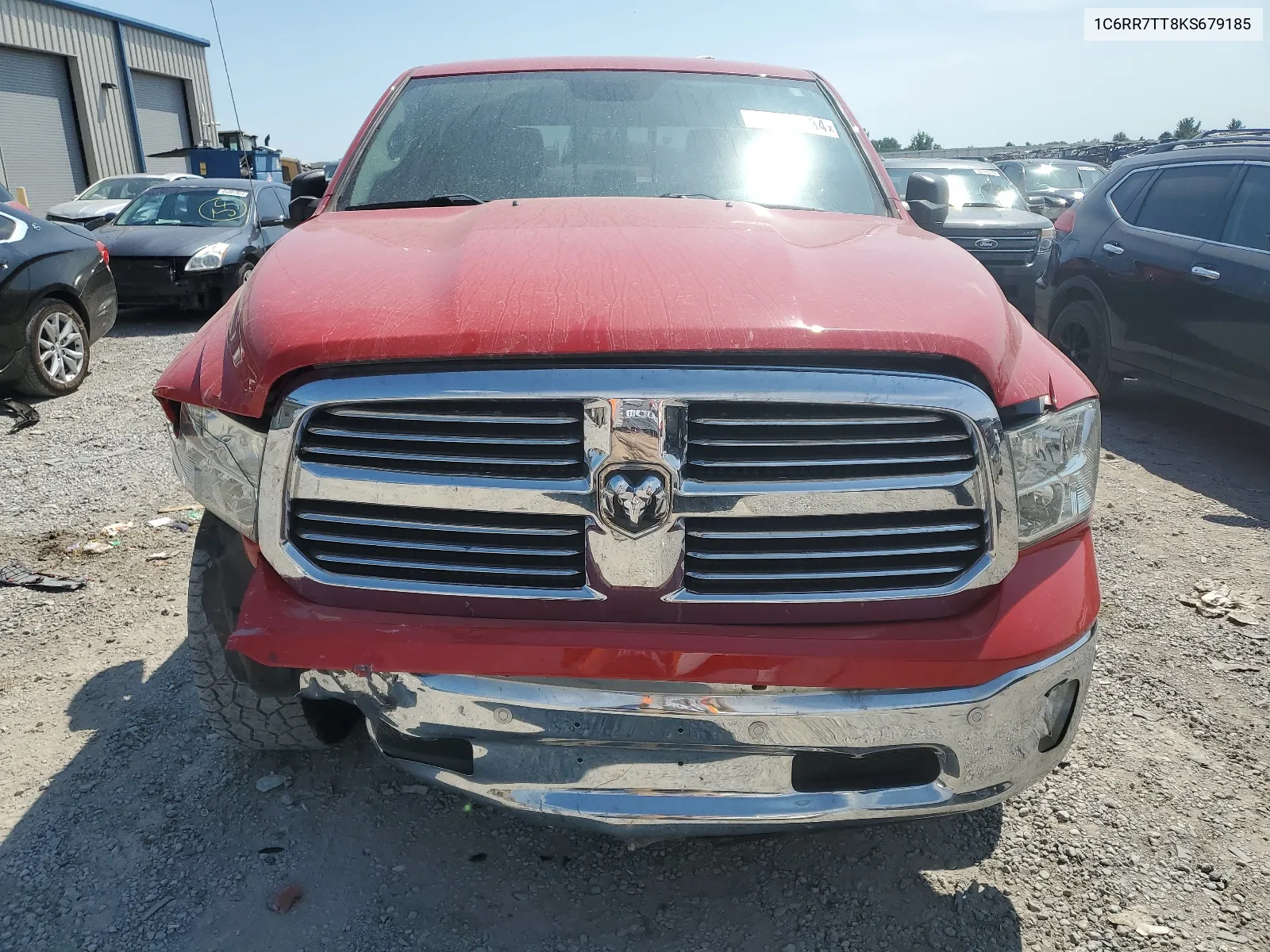 1C6RR7TT8KS679185 2019 Ram 1500 Classic Slt