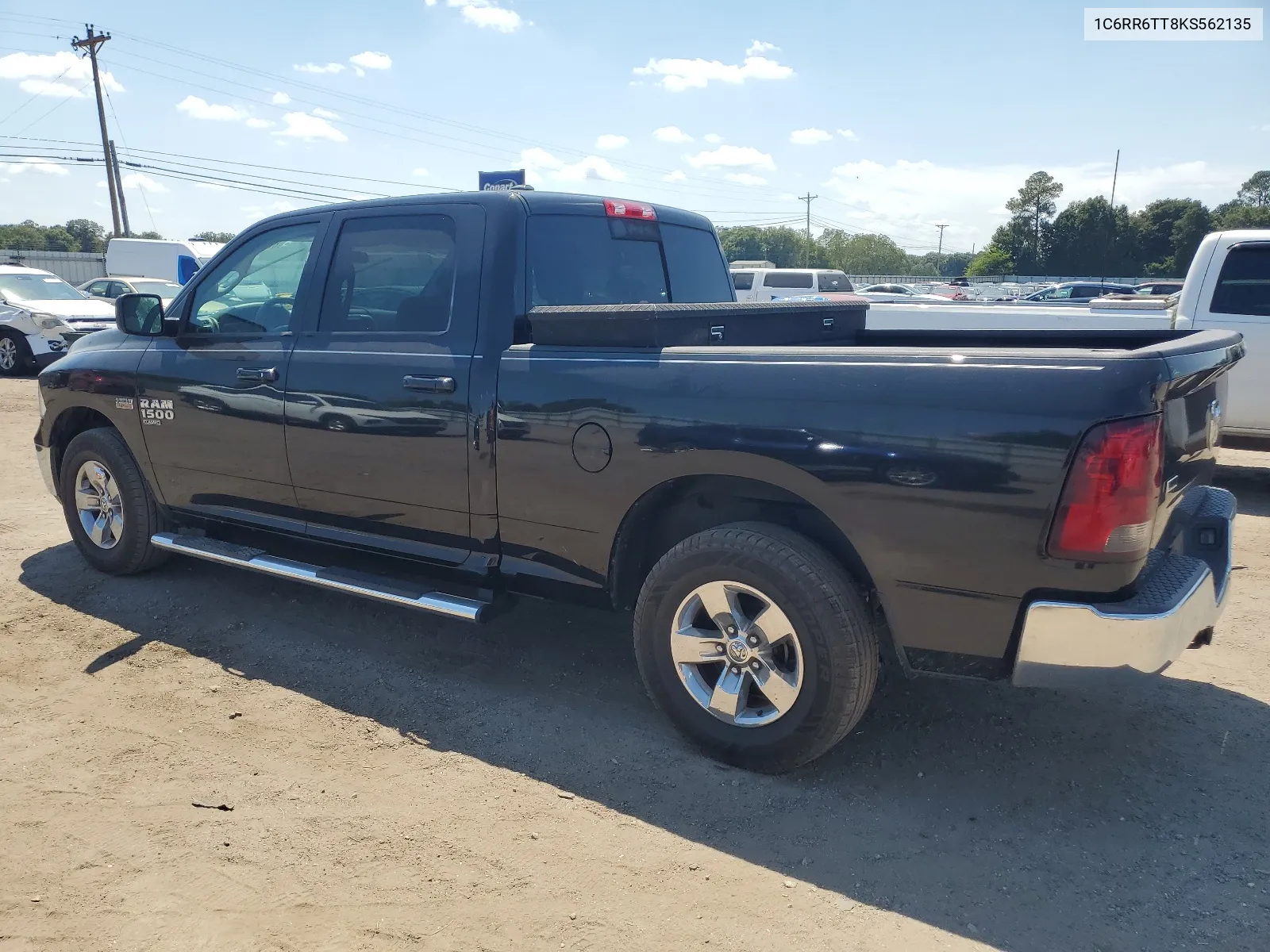 1C6RR6TT8KS562135 2019 Ram 1500 Classic Slt