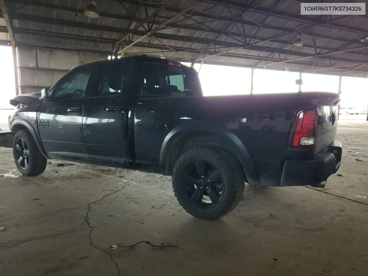 1C6RR6GT7KS734326 2019 Ram 1500 Classic Slt