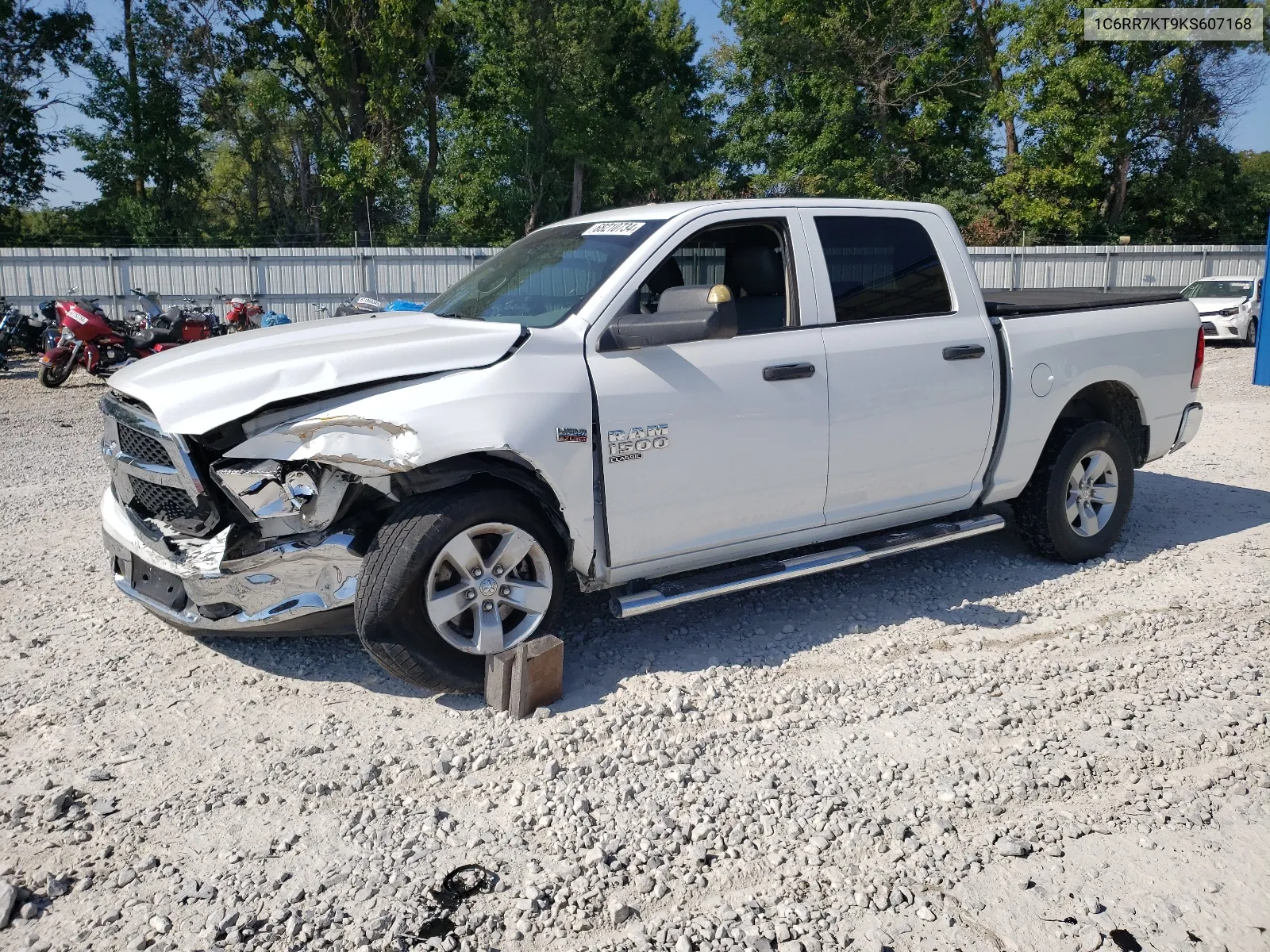 1C6RR7KT9KS607168 2019 Ram 1500 Classic Tradesman