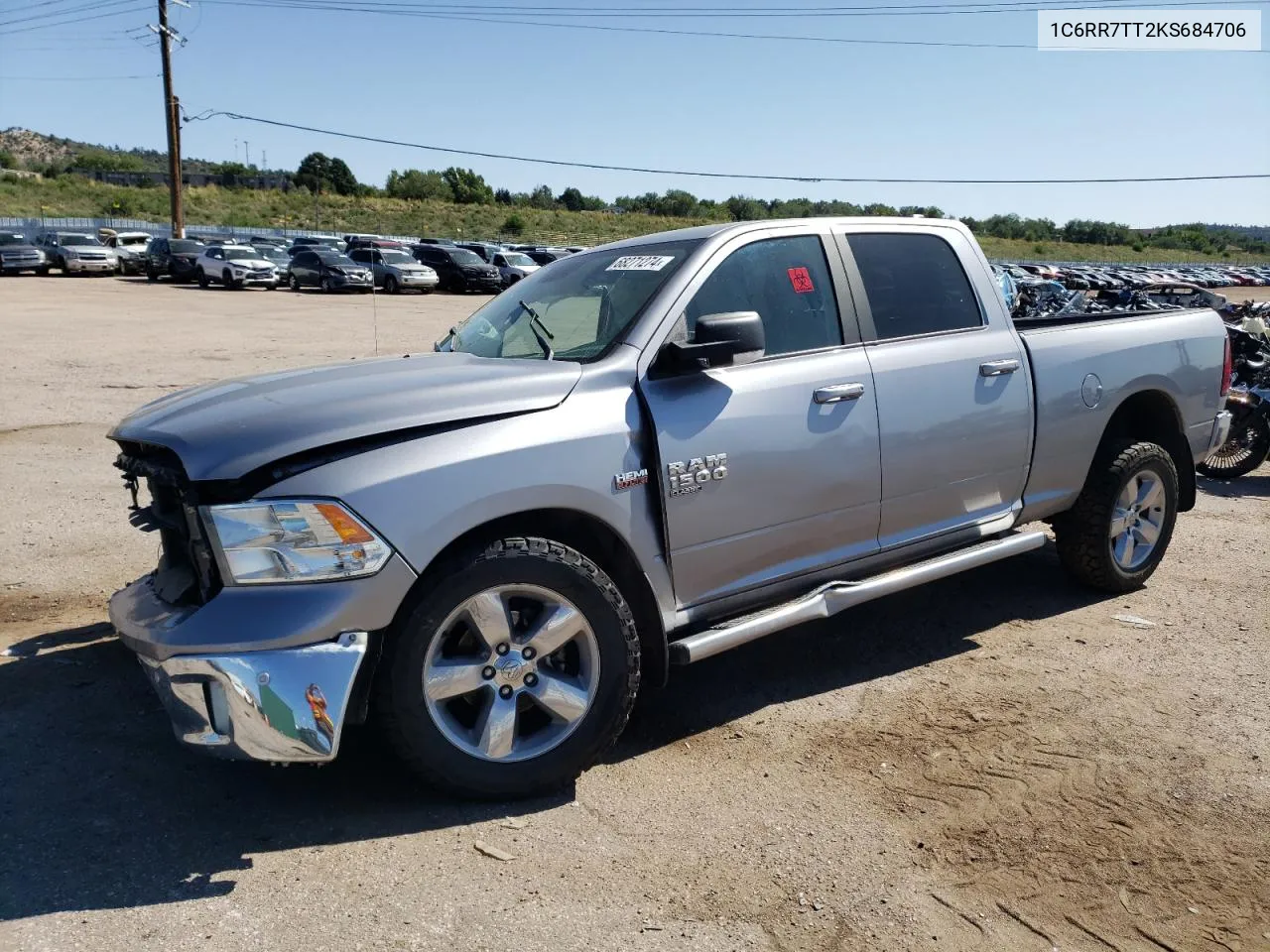 1C6RR7TT2KS684706 2019 Ram 1500 Classic Slt